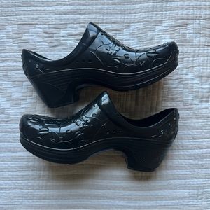 Dansko Waterproof Slip Resistant Pixie Molded EVA Clogs sz 7.5-8 (EU 38)